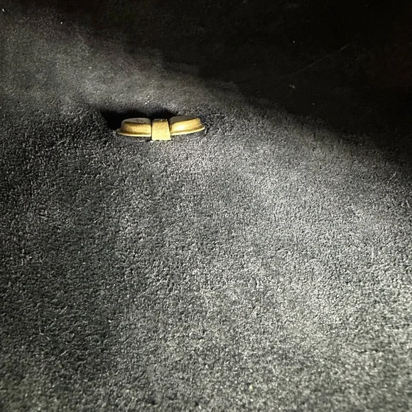 Coach • 9076 Companion Flap - Picture 13 of 14